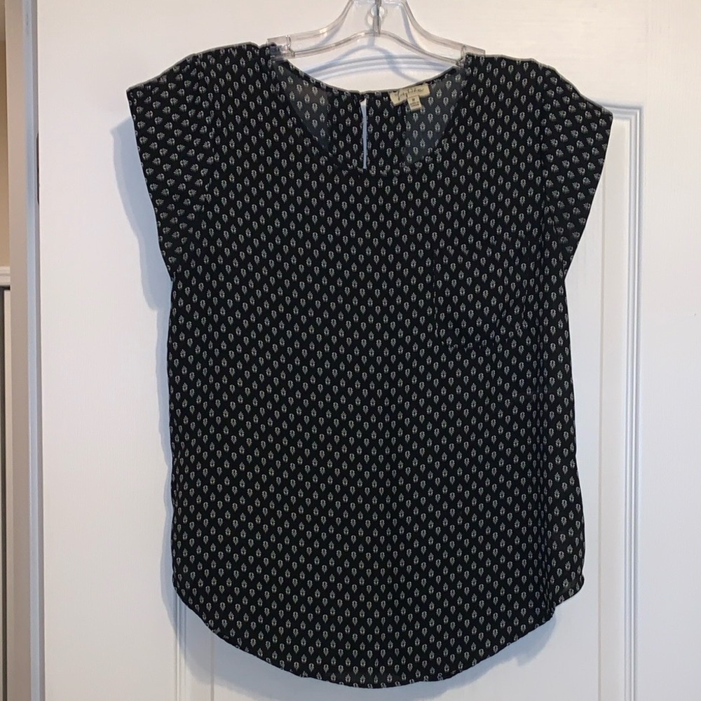 Lily White Black and Cream Patterned Blouse